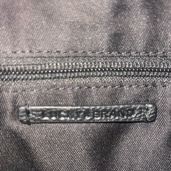 Like New Lucky Brand Azbi Genuine Leather Shoulder Bag Tote Elegant Navy Black - Picture 10 of 14